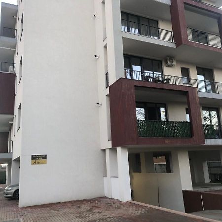 Air Residences - Air 2 Bukares Bagian luar foto