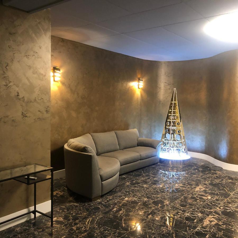 Air Residences - Air 2 Bukares Bagian luar foto